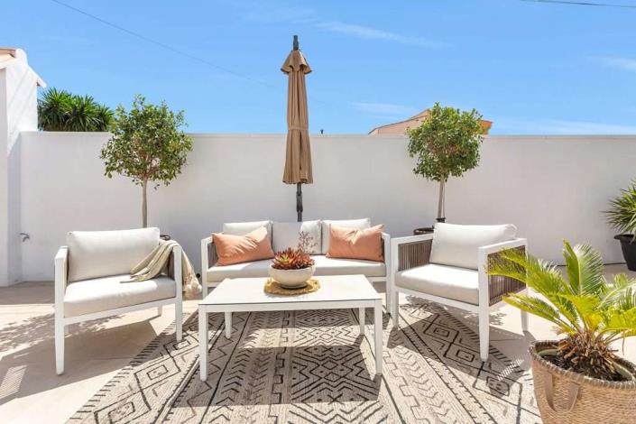 Image No.39-3 Bed Semi-Detached for sale