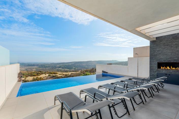 Image No.2-3 Bed Villa / Detached for sale