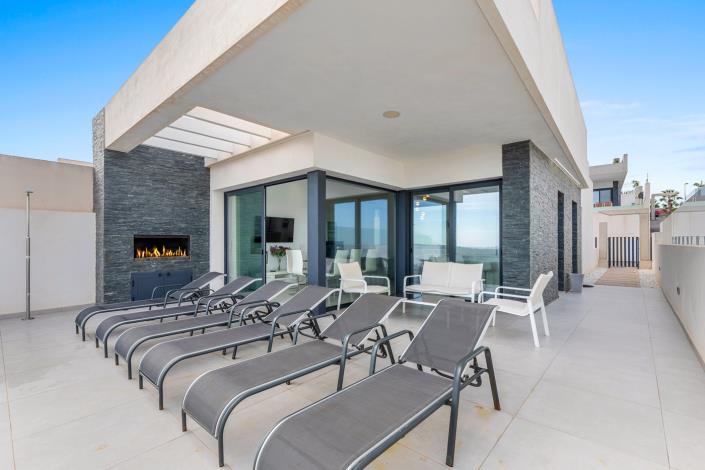 Image No.33-3 Bed Villa / Detached for sale