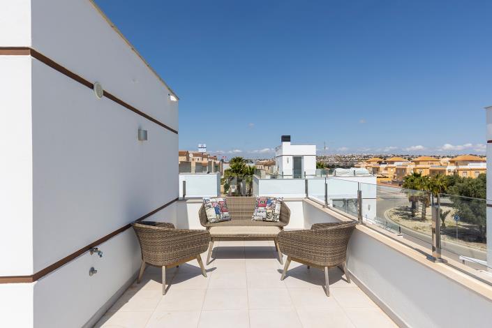 Image No.30-3 Bed Villa for sale