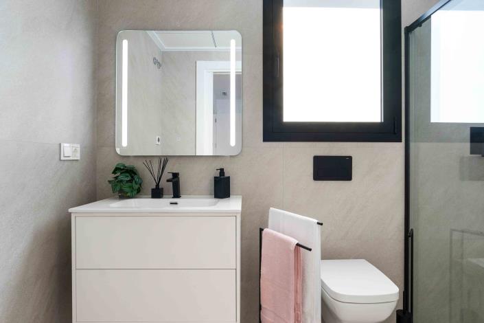 Image No.22-3 Bed Villa / Detached for sale