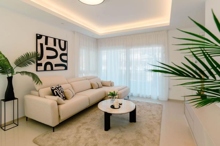 Image No.14-3 Bed Semi-Detached for sale