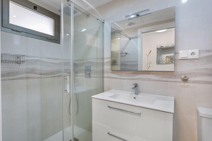 Image No.25-2 Bed Apartment for sale