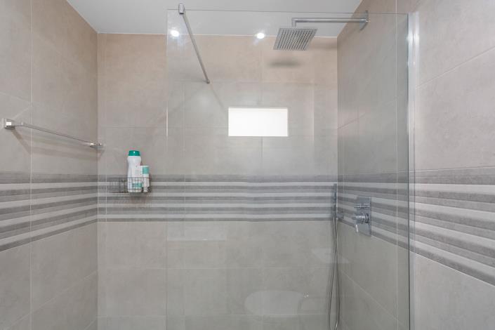 Image No.21-2 Bed Apartment for sale