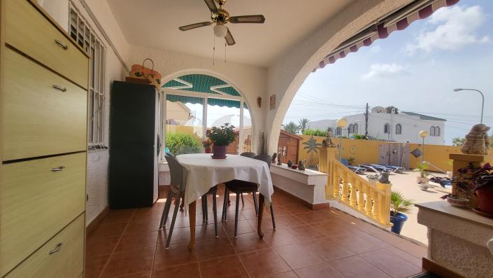 Image No.15-4 Bed Villa / Detached for sale
