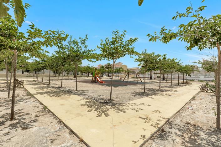 Image No.34-2 Bed Semi-Detached for sale