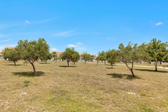 Image No.35-2 Bed Semi-Detached for sale