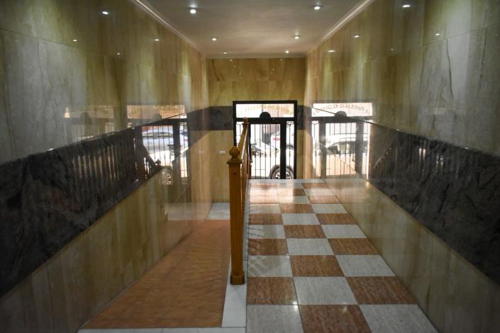 Image No.35-2 Bed Apartment for sale