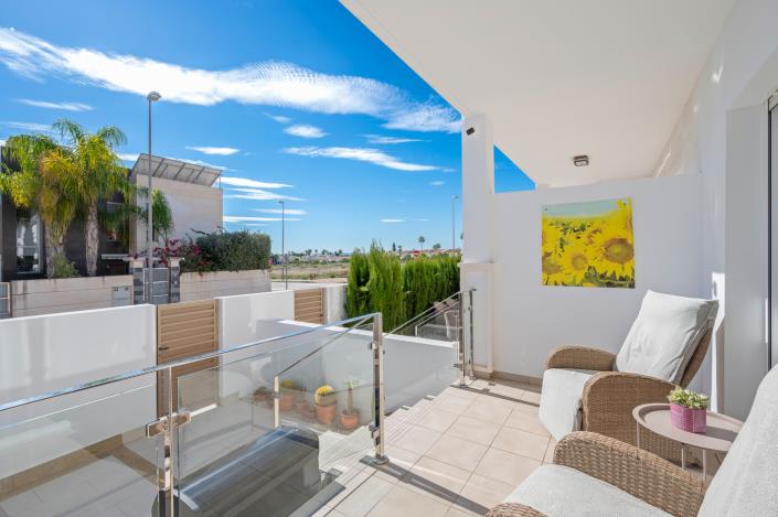 Image No.11-2 Bed Apartment for sale