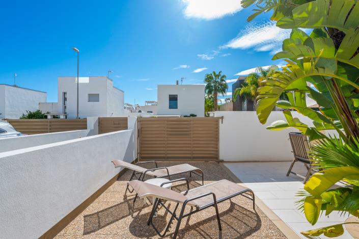 Image No.20-2 Bed Apartment for sale