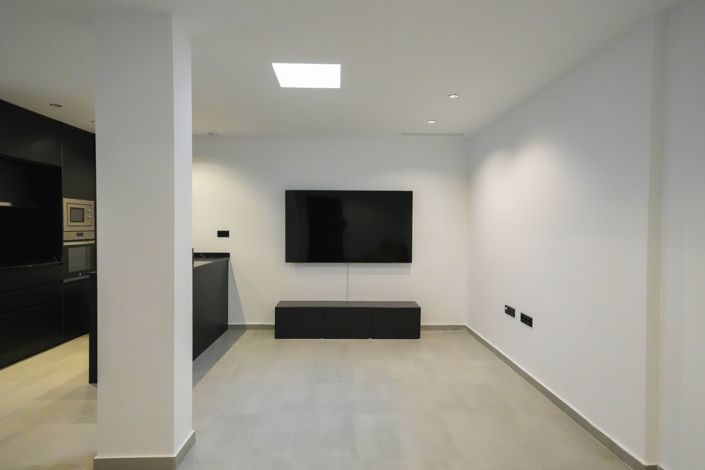 Image No.17-5 Bed Villa for sale