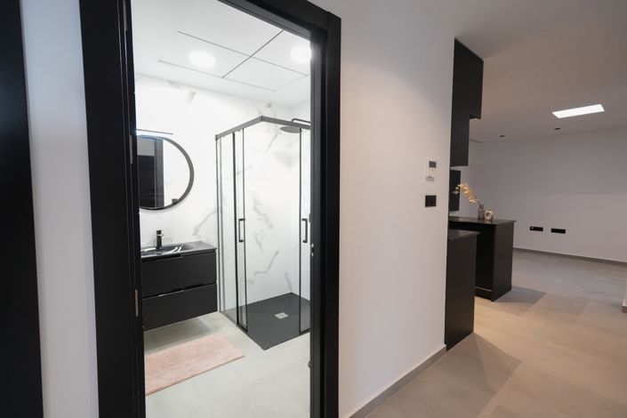 Image No.32-5 Bed Villa for sale