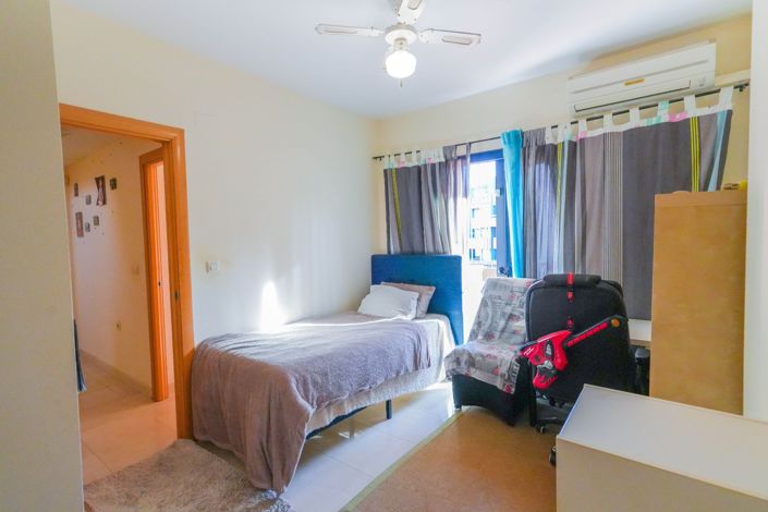 Image No.22-3 Bed Townhouse for sale