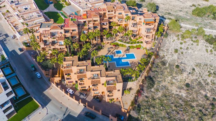 Image No.38-3 Bed Townhouse for sale