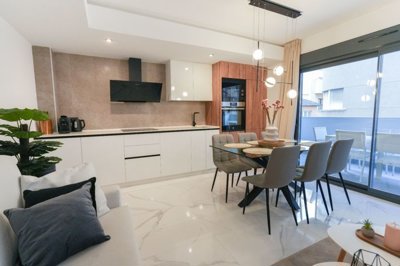 o1iqq06p2tpbc130613lpe37p8p2o