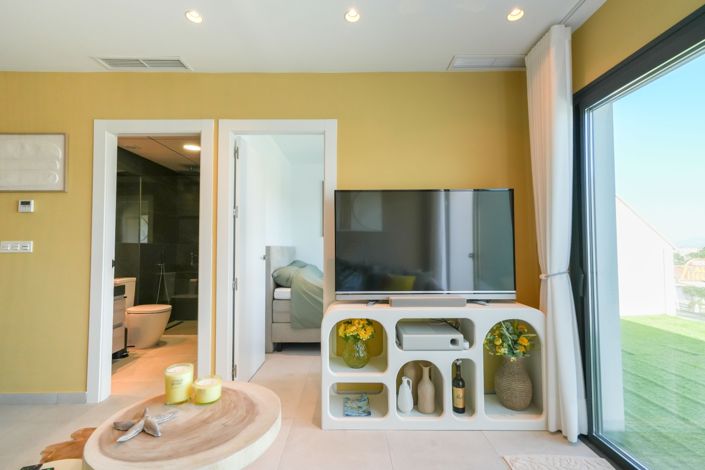 Image No.13-2 Bed Apartment for sale