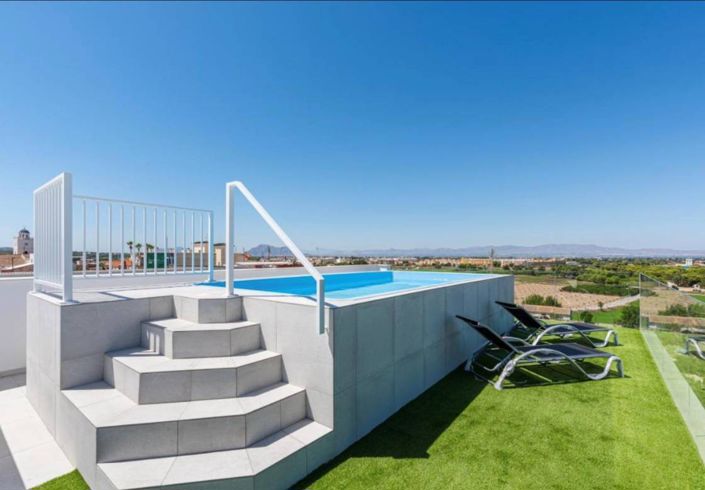 Image No.20-2 Bed Apartment for sale