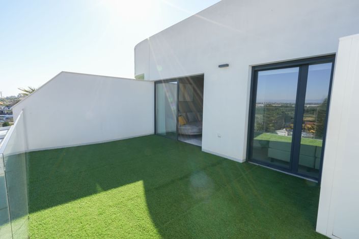 Image No.22-2 Bed Apartment for sale