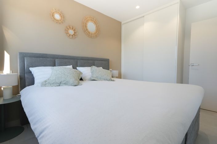 Image No.8-2 Bed Apartment for sale