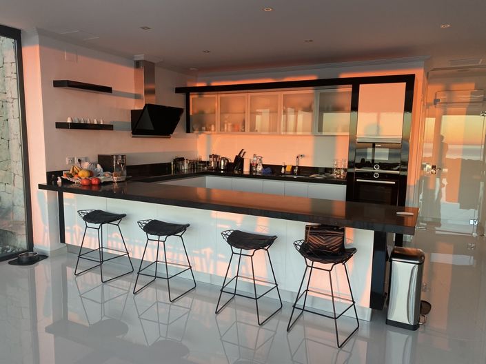 Image No.34-5 Bed Villa for sale