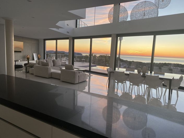 Image No.4-5 Bed Villa for sale