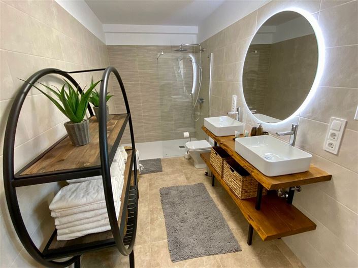 Image No.12-3 Bed Villa for sale