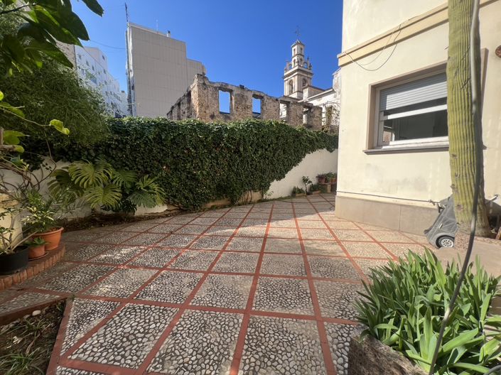 Image No.8-7 Bed Villa for sale