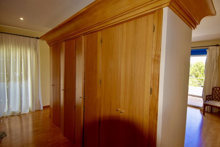 Image No.22-6 Bed Villa for sale