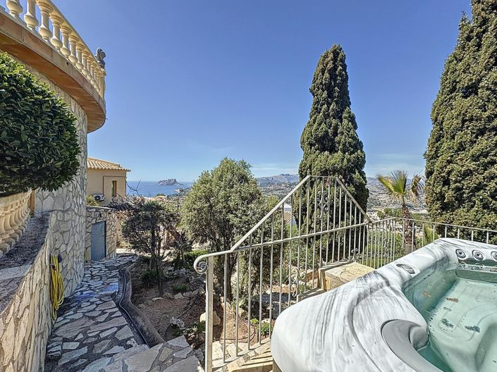 Image No.28-3 Bed Villa for sale