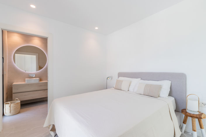 Image No.10-4 Bed Villa for sale