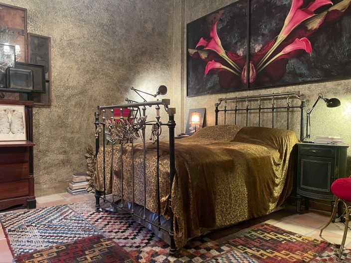 Image No.10-7 Bed Townhouse for sale