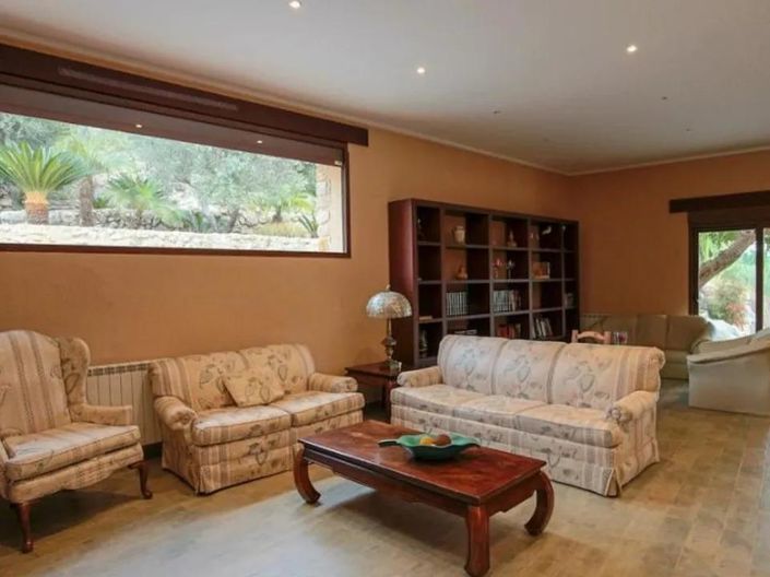 Image No.13-4 Bed Finca for sale