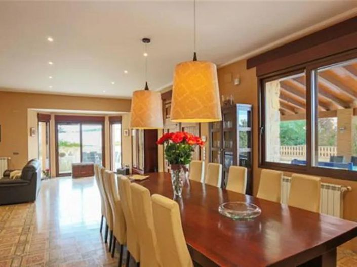 Image No.2-4 Bed Finca for sale