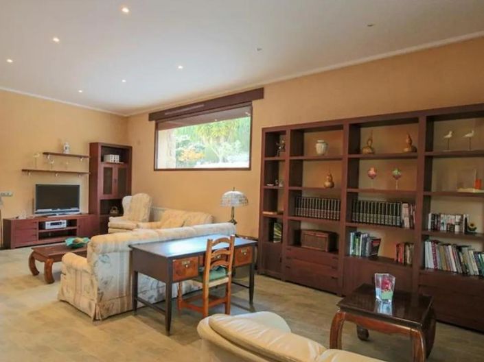 Image No.7-4 Bed Finca for sale