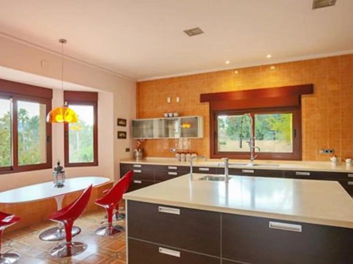 Image No.8-4 Bed Finca for sale