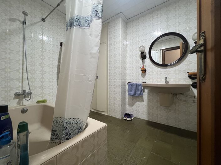 Image No.10-4 Bed Apartment for sale