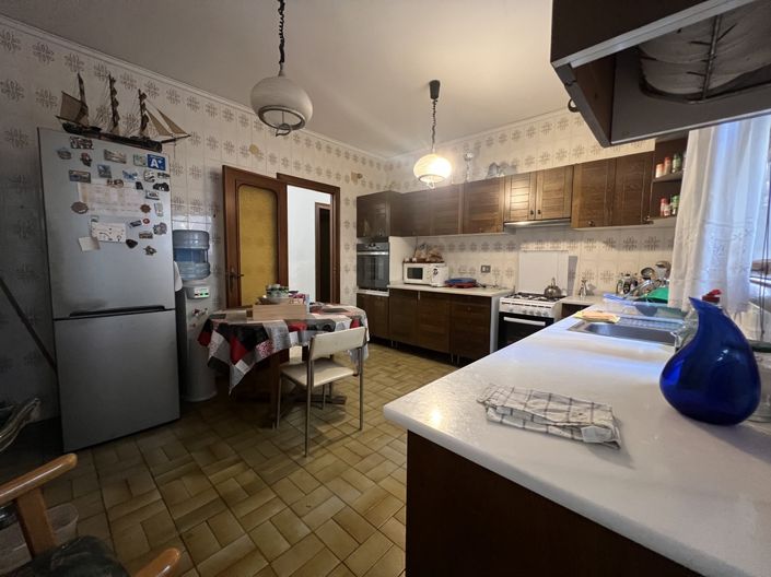 Image No.5-4 Bed Apartment for sale