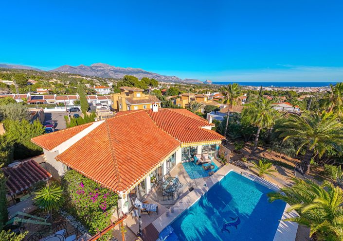 Image No.2-3 Bed Villa for sale