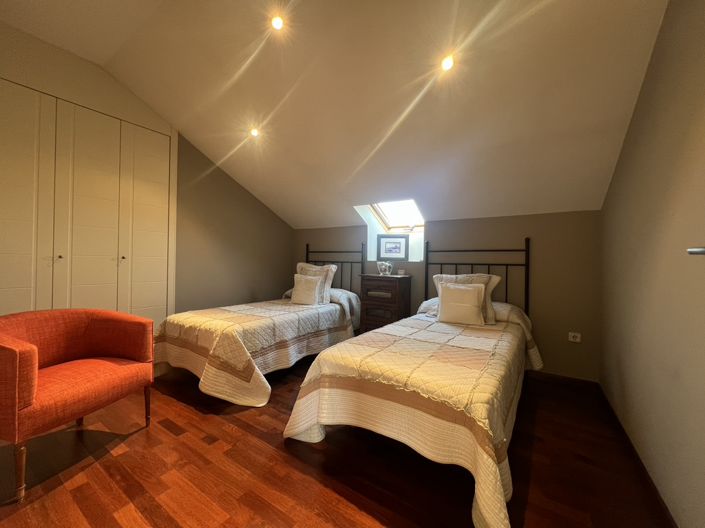 Image No.8-4 Bed Apartment for sale