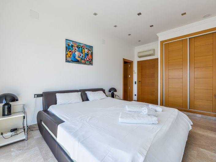 Image No.22-5 Bed Villa for sale