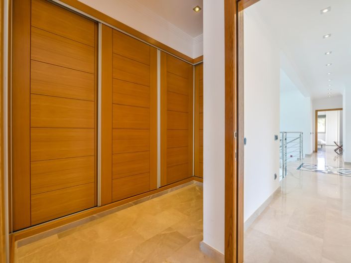 Image No.31-5 Bed Villa for sale