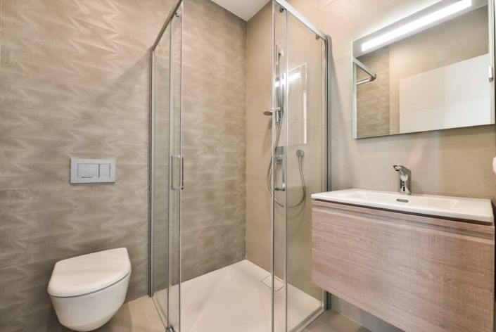 Image No.17-6 Bed Villa for sale