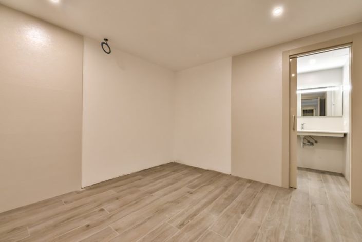 Image No.23-6 Bed Villa for sale