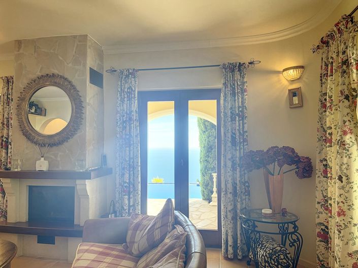 Image No.14-4 Bed Villa for sale