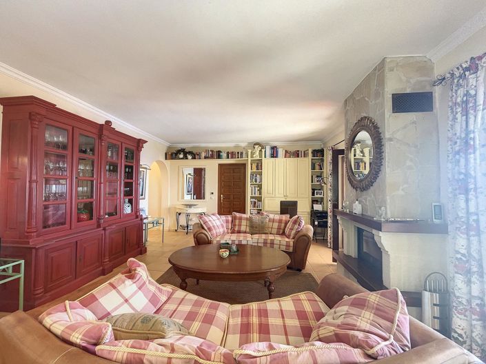 Image No.15-4 Bed Villa for sale