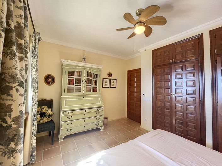 Image No.23-4 Bed Villa for sale