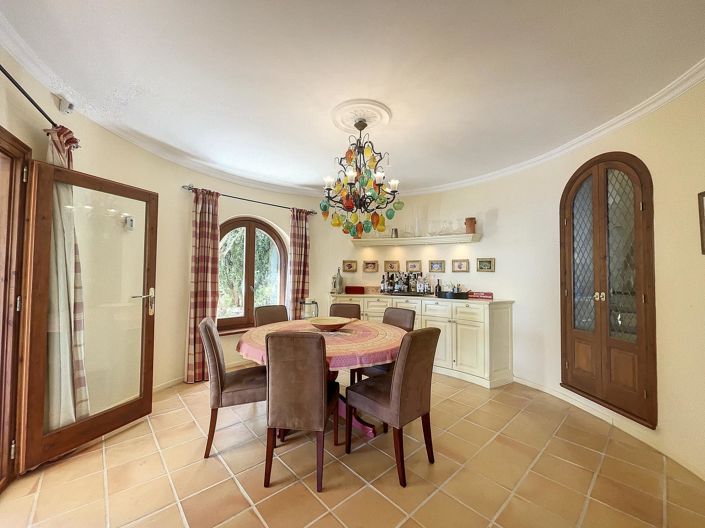 Image No.33-4 Bed Villa for sale