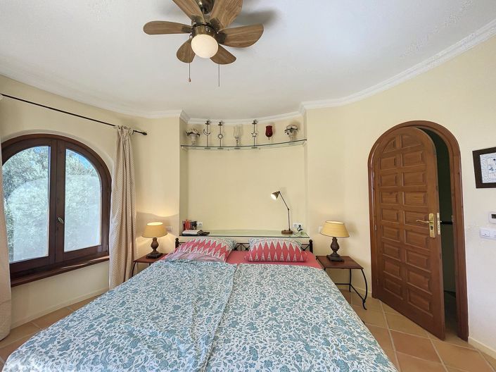 Image No.48-4 Bed Villa for sale