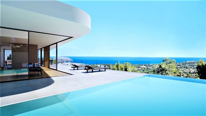 Image No.3-4 Bed Villa for sale