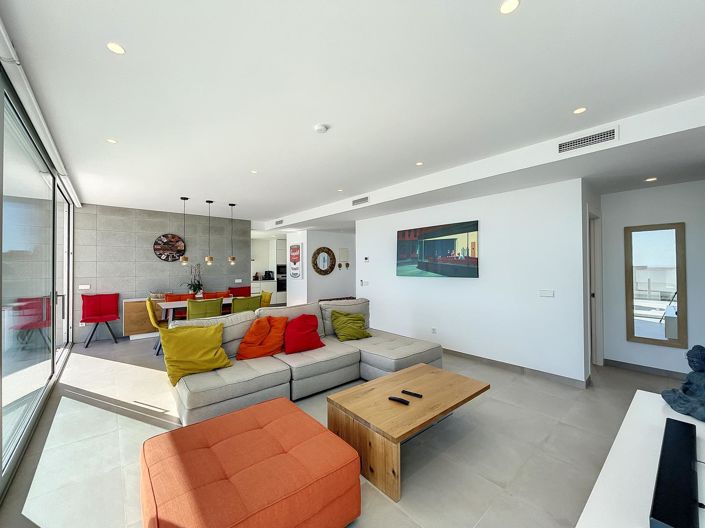 Image No.15-4 Bed Villa for sale